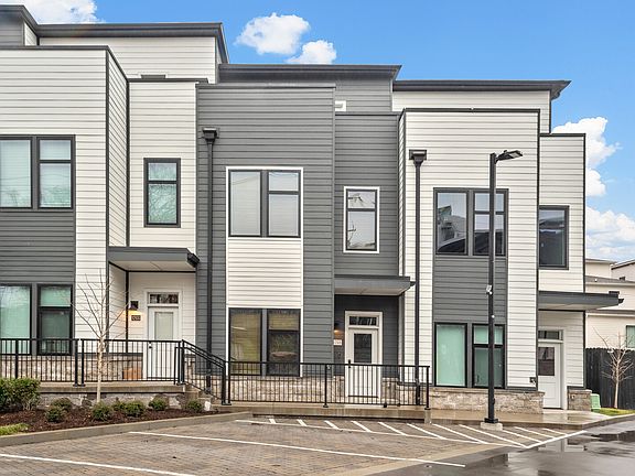 4th image of 1268 3rd Ave S