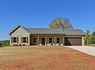 530 Hellams Rd, Gray Court, SC 29645