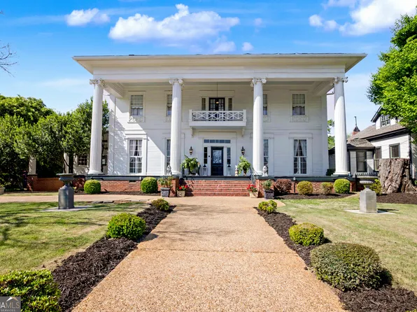 141 Greenville St, Newnan, GA 30263