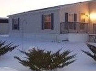 215 Golfview Ct, North Liberty, IA 52317