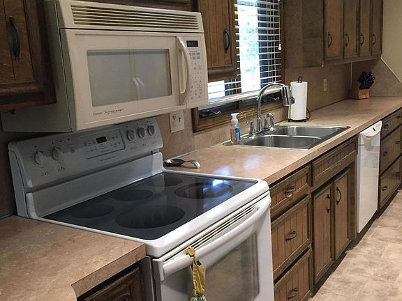 2nd image of 1349 Su Lew Ave SW