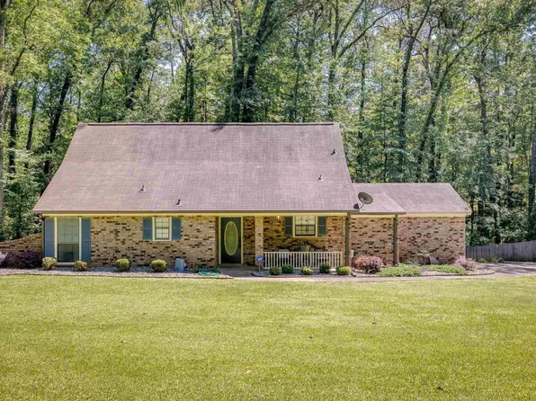 1704 Southern Ave, Bastrop, LA 71220