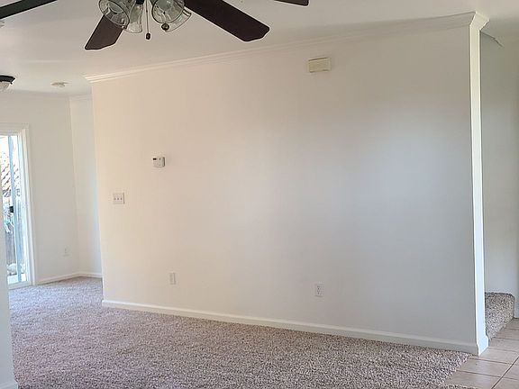 2nd image of 600 Oakland Ave