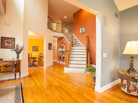 Incredible Center Hall View