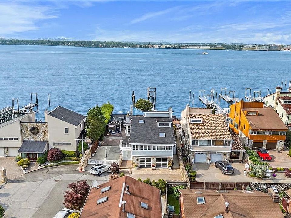 15445 Riverside Dr, Whitestone, NY 11357 | Zillow