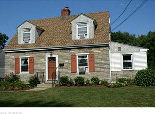 30 Schuyler Ave, Middletown, CT 06457