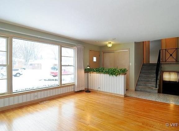 3rd image of 324 S Donald Ave