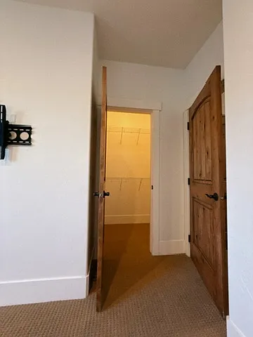 Upper Level 3rd Bedroom Closet - Entry perspective