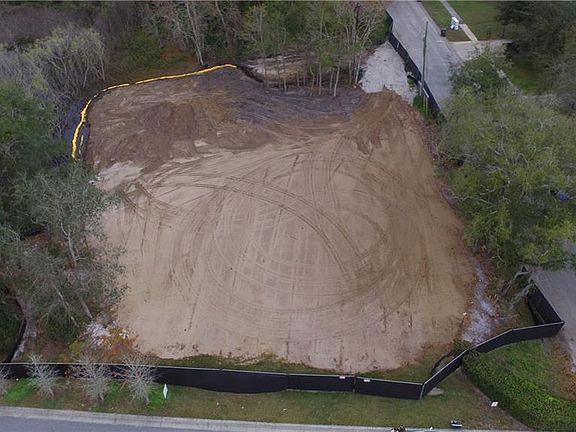 2nd image of 535 Windy Pine Way
