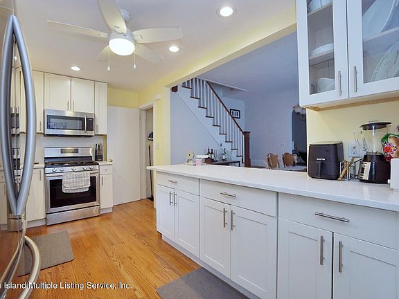 4th image of 766-768 Brighton Ave