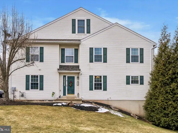 636 Chadbourne Ct, Harleysville, PA 19438