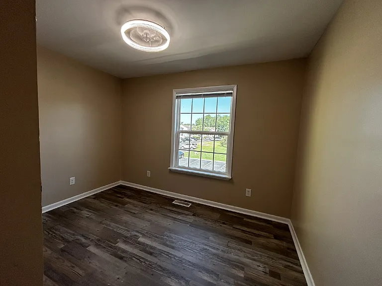 912 Pineland Ave #42 — Photo 6