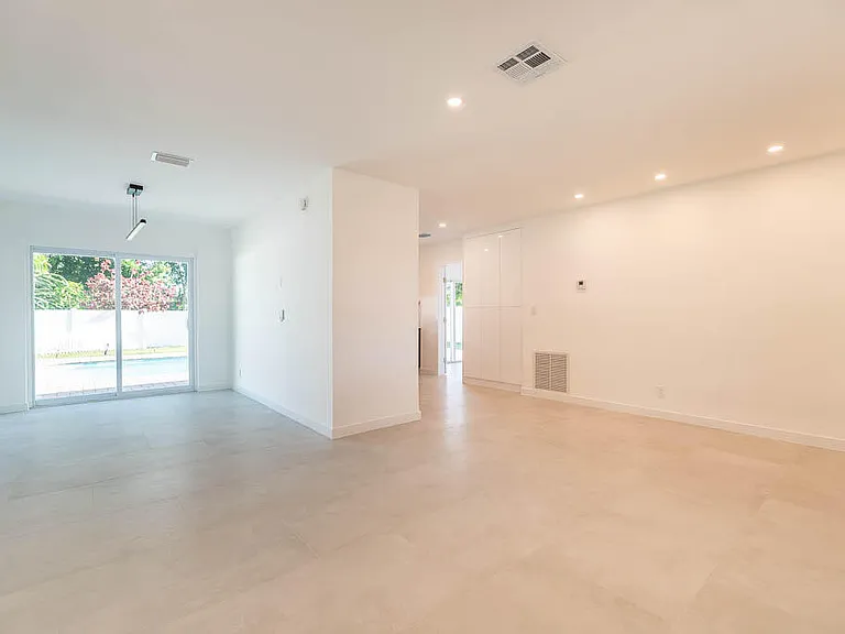 2712 Lake Ida Rd — Photo 14