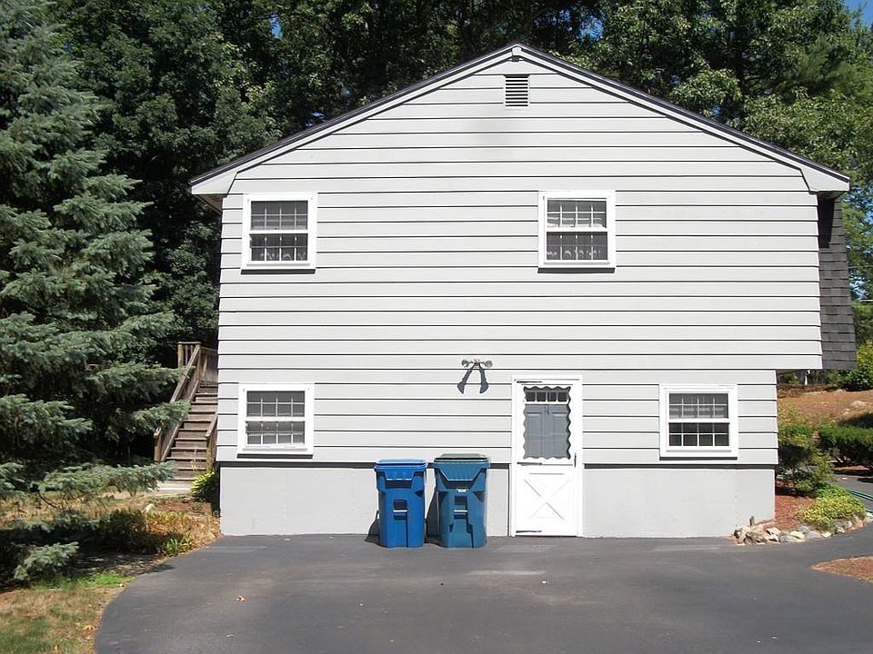 2nd image of 61 Redgate Rd
