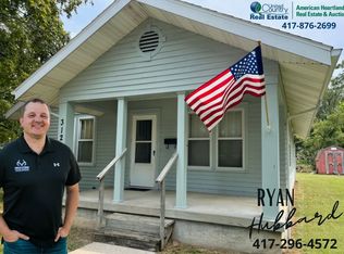312 N Oak St, Nevada, MO 64772