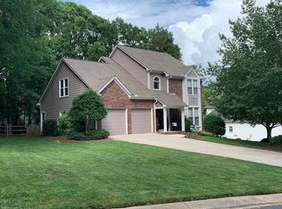 9003 Tartan Ridge Dr, Huntersville, NC 28078