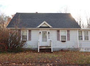 275 Webber Ave, Lewiston, ME 04240