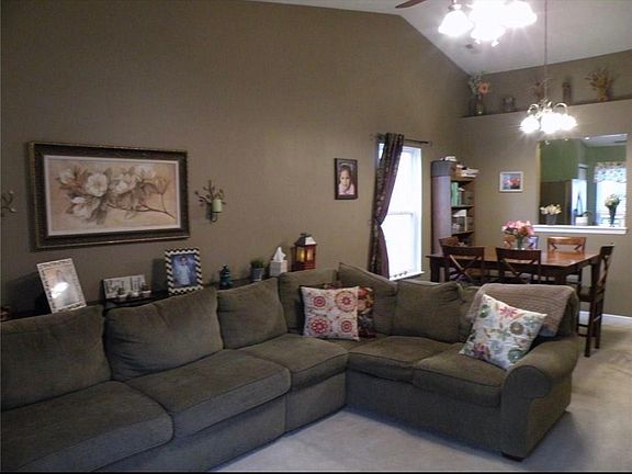 2nd image of 8209 Twin River Dr