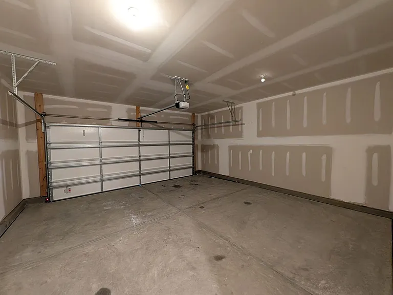 332 Canyon Springs Trl — Photo 21