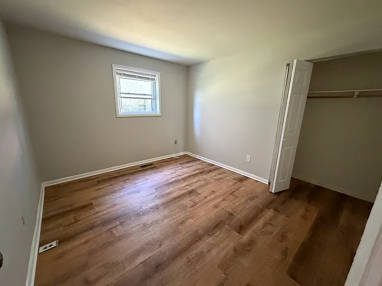 2 Warren Lodge Ct #A — Photo 7