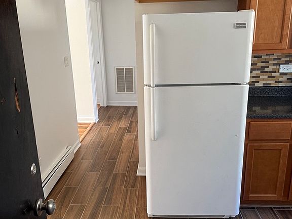 4th image of 9837 Lawrence Ct #2N