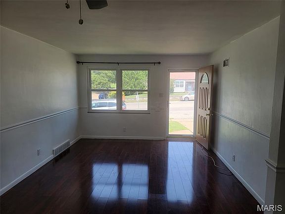 4th image of 7448 Morgan Ford Rd