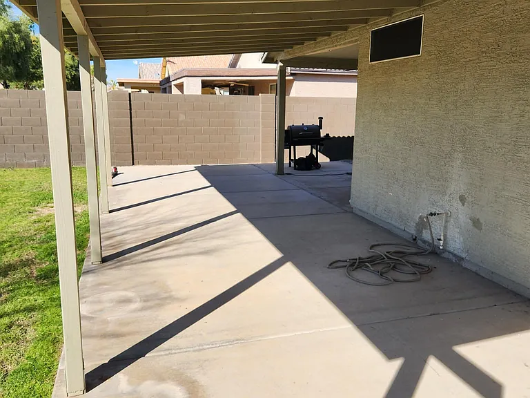 15542 N 136th Ln — Photo 11