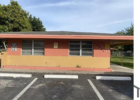1014 NW 5th Ave #2 — Photo 3