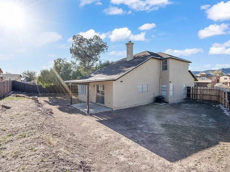 7209 S Avenida Del Nopal — Photo 24