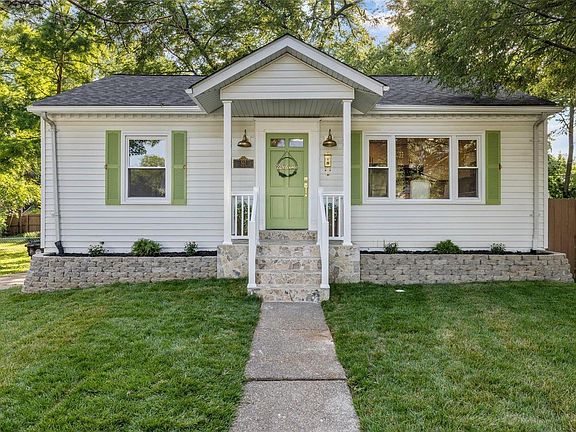 2nd image of 517 Willow Ln