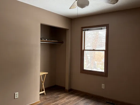 5345 Clover Ln, Toledo, OH 43623