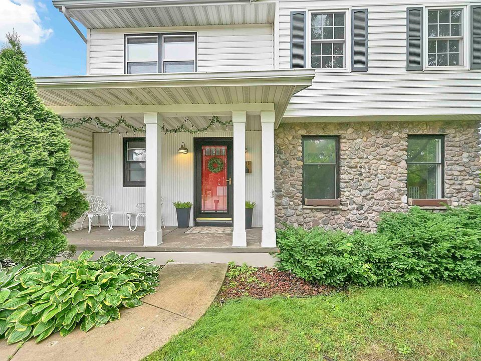1st image of 1015 Trailwood Dr