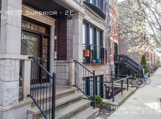 2007 W Superior St #2E, Chicago, IL 60612