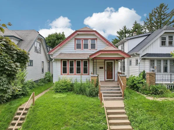 3429 North Weil STREET, Milwaukee, WI 53212