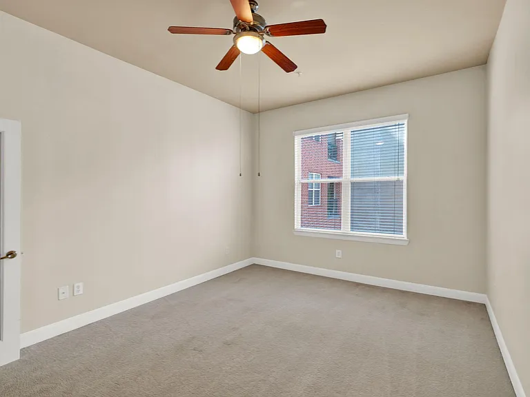 300 Saint Joseph Pkwy #307 — Photo 18