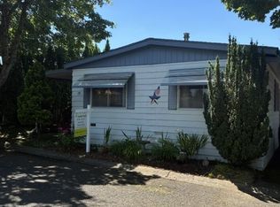 NE Sandy Blvd #15, Fairview, OR 97024