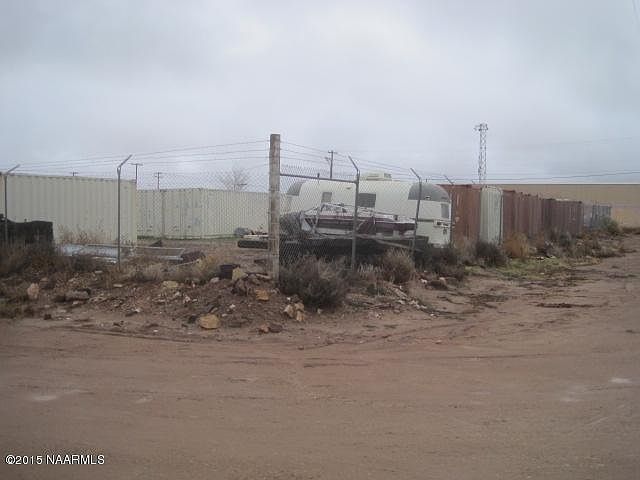 1st image of 805 W 4th St