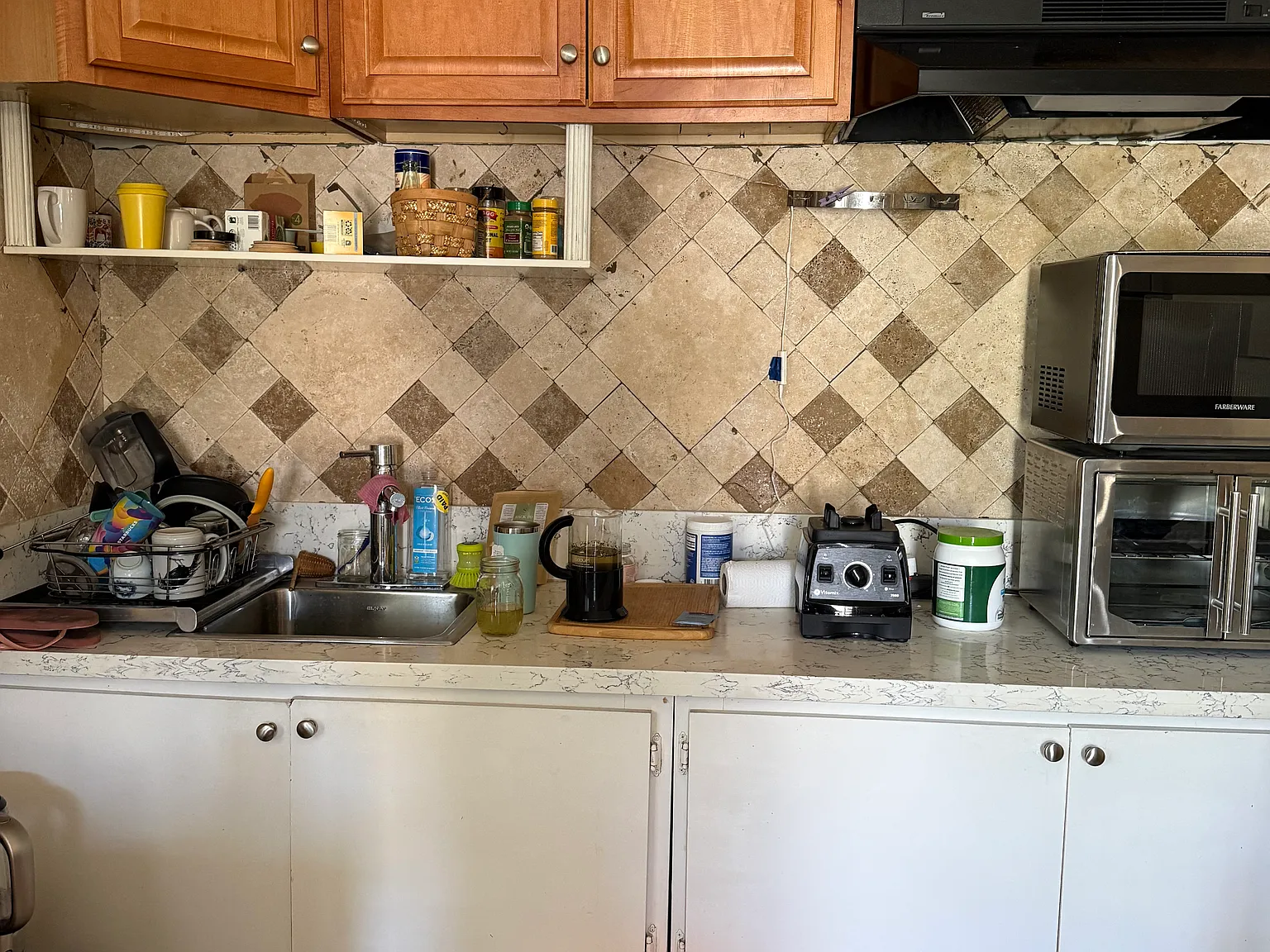 Studio, 300 sqft, $1,450 — Photo 3