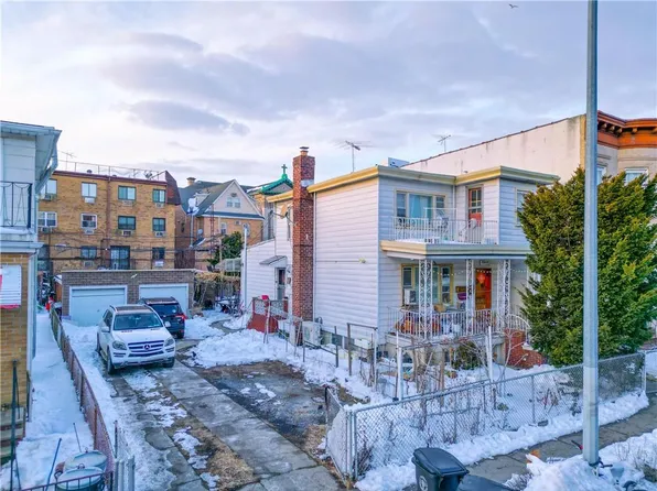 8732 19th Ave, Brooklyn, NY 11214