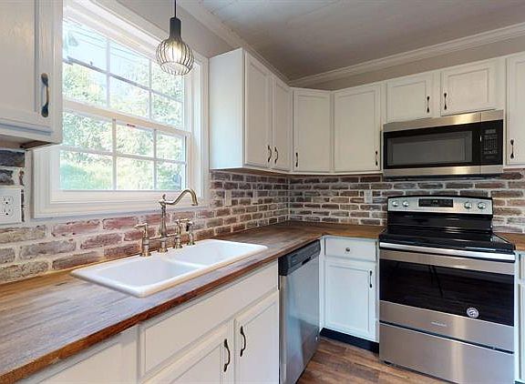 4th image of 1102 Overton Pl