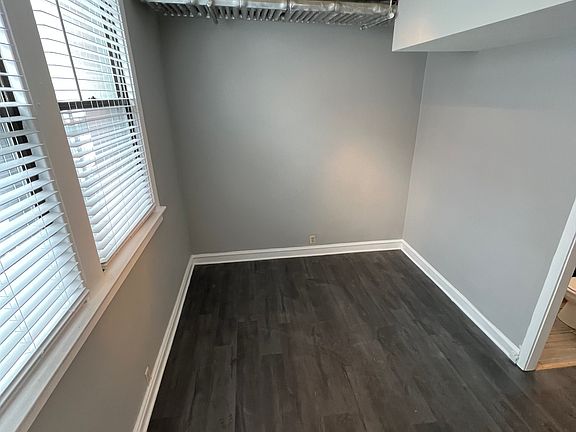 2nd image of 815 W Bradley Pl #0B-1Ba-300Sqft