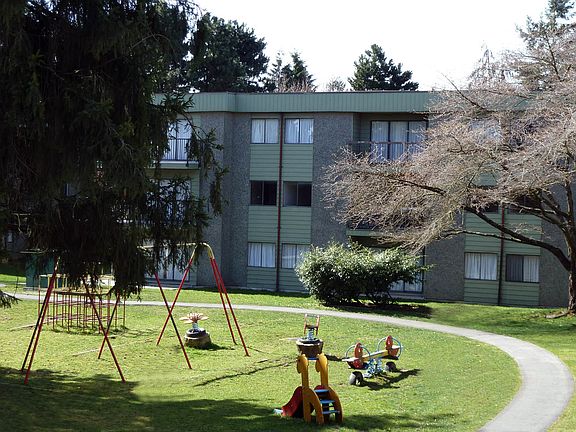 3rd image of 7155 Hall Rd #505802