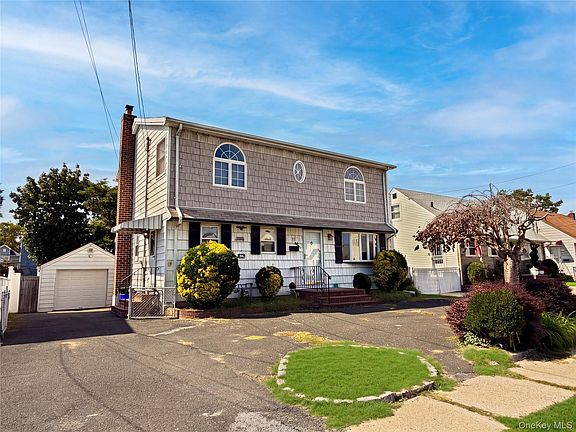 3rd image of 78 Gates Avenue