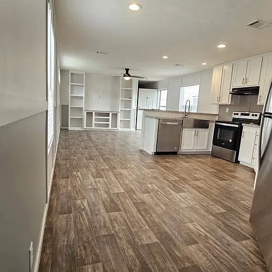 Eat in Kitchen
