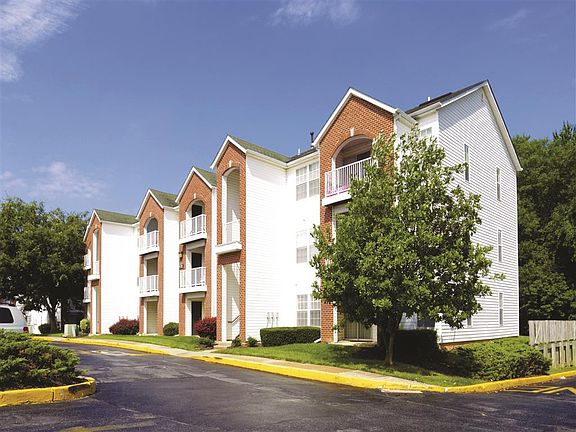 2nd image of 100 Christina Mill Dr #313