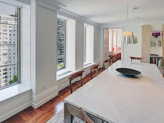 Sold by Sotheby's International Realty | media 5