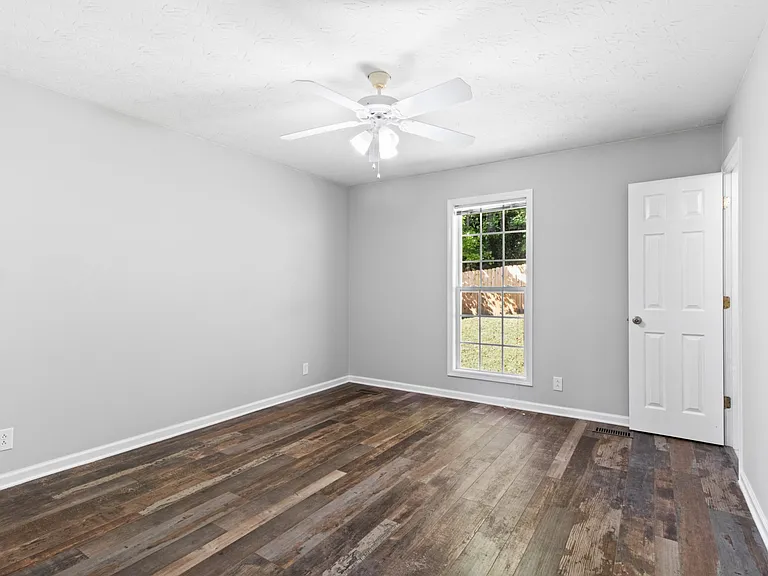 2766 Applemill Ct — Photo 17