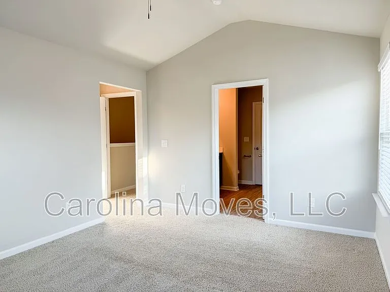 200 Northridge Ct — Photo 9