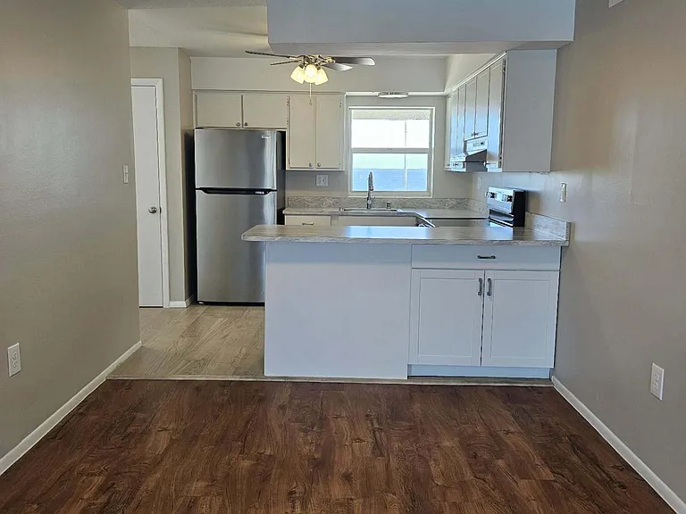 190 E Olmstead Dr #M1 — Photo 12