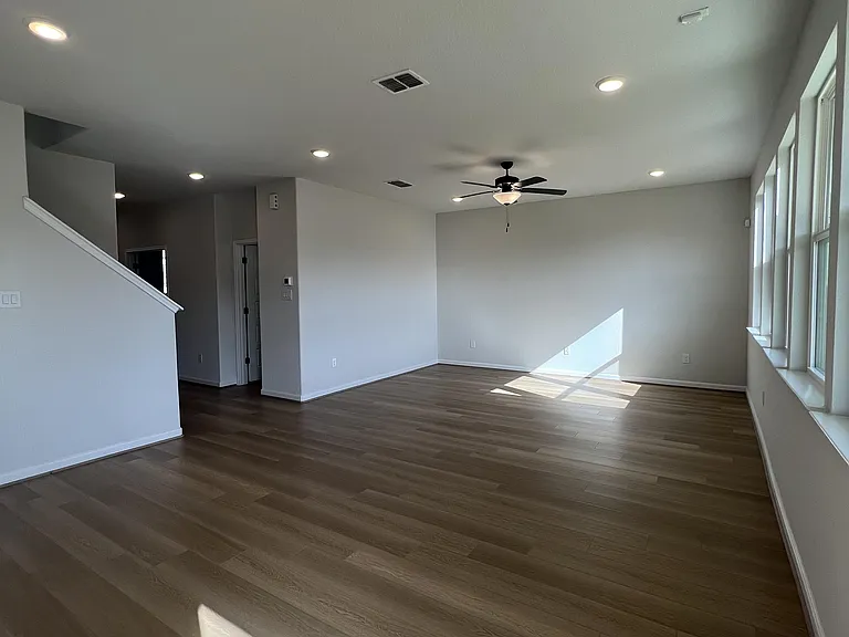 16630 Daylight Ln — Photo 12